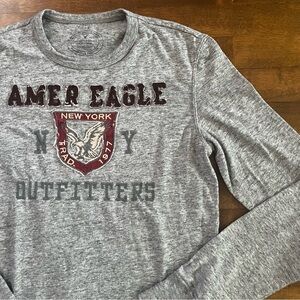 American Eagle T-Shirt Men's Size XS Long Sleeve Crew Neck Shirt